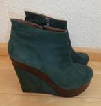 Smania enkellaarzen maat 40 vintage groen suede hout sleezak, Kleding | Dames, Schoenen, Lage of Enkellaarzen, Ophalen of Verzenden
