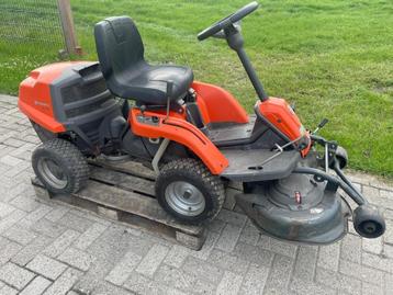 Zitmaaier Husqvarna R111B beschikbaar voor biedingen