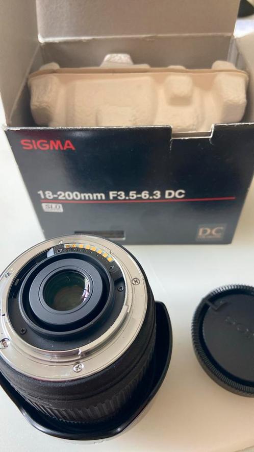 Sigma 18-200mm F3.5-6.3 DC (Konica/Minolta), Audio, Tv en Foto, Fotografie | Lenzen en Objectieven, Zo goed als nieuw, Telelens