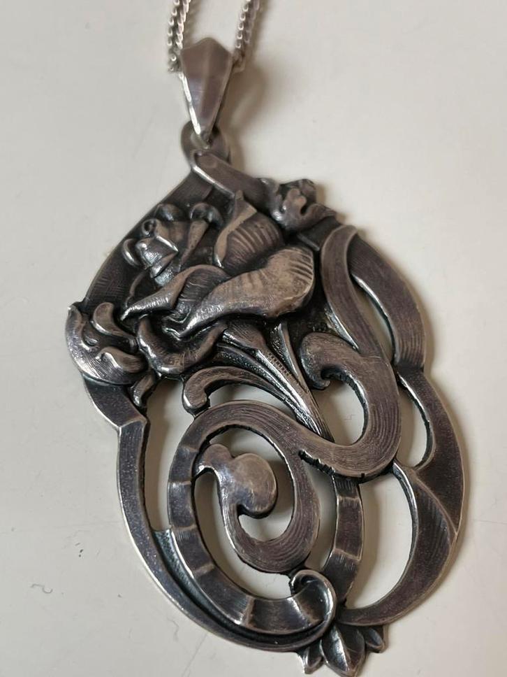 A Meijer rozenhanger art deco, Sieraden, Tassen en Uiterlijk, Kettinghangers, Zo goed als nieuw, Zilver, Ophalen of Verzenden