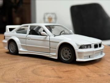  Bmw E36 m3 1:24 schaalmodel beschikbaar voor biedingen
