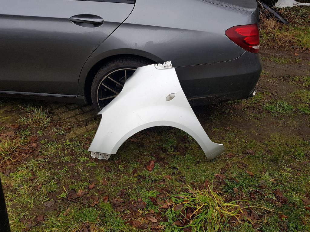 OPEL AGILA B  VOORSCHERM LINKS BJ 2009, Gebruikt, -, -, Ophalen of Verzenden