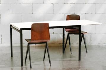Pastoe eetkamer tafel - Vintage beschikbaar voor biedingen
