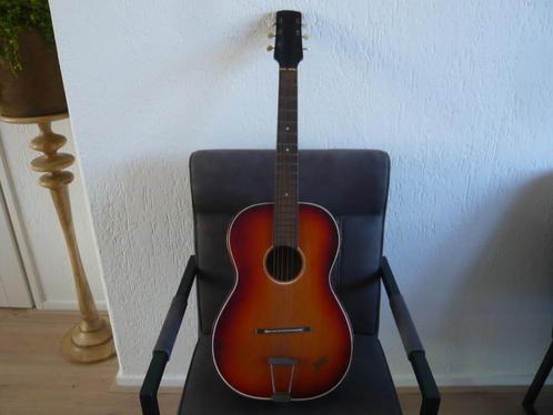 Klira gitaar, Muziek en Instrumenten, Snaarinstrumenten | Gitaren | Akoestisch, Gebruikt, Klassieke of Spaanse gitaar, Ophalen of Verzenden