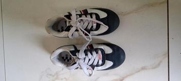 Ferrari schoenen maat 30 beschikbaar voor biedingen