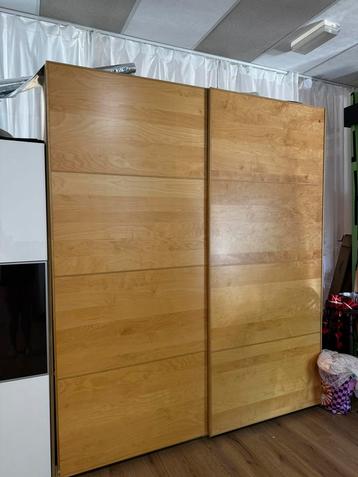 Ikea kledingkast met schuifdeuren