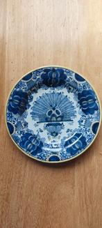 Delfts blauw aardewerk. Waaierbordje porceleyne Klauw, Antiek en Kunst, Ophalen of Verzenden