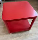 IKEA Tingby bijtafel op wielen rood 50x50cm, Ophalen, Zo goed als nieuw, Stoel(en)