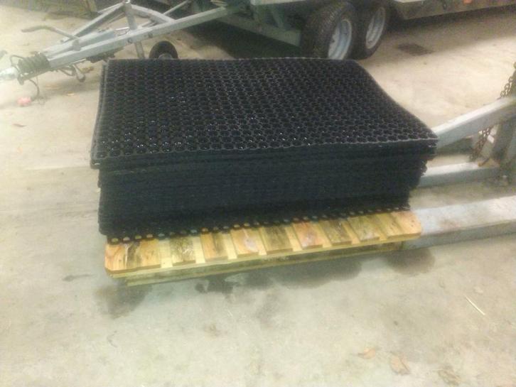 Rubber Ringmat - Ideaal voor Binnen & Buiten!, Tuin en Terras, Deurmatten, Gebruikt, Rubber, Droogloopmat, Binnen, Ophalen of Verzenden