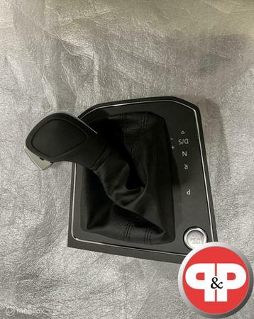 VW Touran 5T DSG Pook Leder 5TB713203E beschikbaar voor biedingen