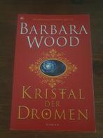 Kristal der Dromen - Barbara Wood, Boeken, Romans, Gelezen, Ophalen of Verzenden, Nederland