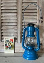 Metaloglobus nr. 104E blauwe lantaarn stormlamp, Ophalen of Verzenden