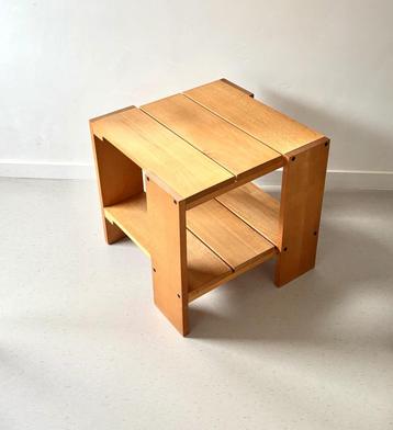 Vintage Krat bijzettafel , Gerrit Rietveld , Cassina beschikbaar voor biedingen