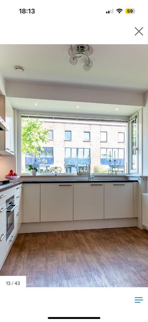 Complete keuken met aparatuur, Huis en Inrichting, Keuken | Complete keukens, Zo goed als nieuw, Hoekkeuken, Crème, Hout, Ophalen of Verzenden