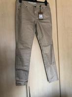 Gouden stretch jeans maat XL heeft kleine vlekjes onderaan, Sutherland, Overige kleuren, Verzenden, Maat 42/44 (L)