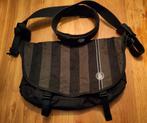 Crumpler messenger bag zwart/donkergrijs met 13" laptop hoes, Computers en Software, Laptoptassen, Ophalen of Verzenden, 14 inch