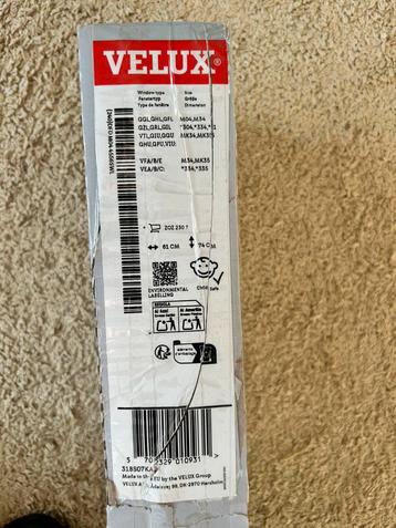 Velux 2in1 rolgordijn-plisé GGU M04 2in1 nieuw beschikbaar voor biedingen