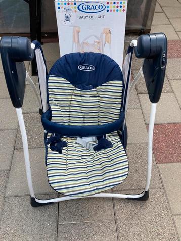 Baby schommelstoel beschikbaar voor biedingen