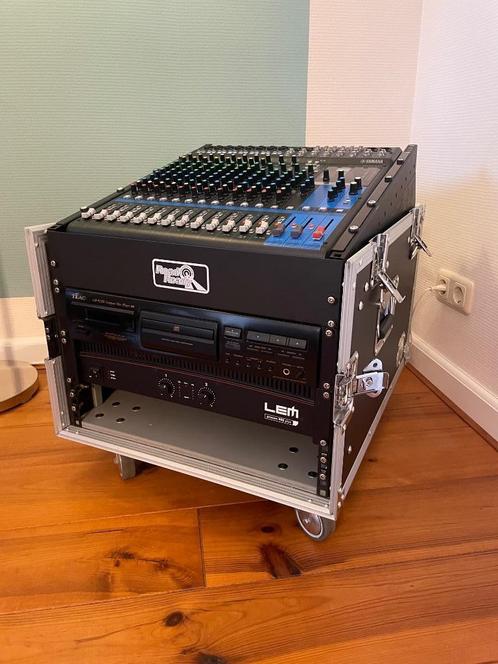 Yamaha MG 16XU incl. case, versterker en CD speler, Muziek en Instrumenten, Mengpanelen, Zo goed als nieuw, 10 tot 20 kanalen
