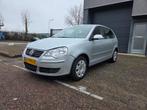 Volkswagen Polo 1.4 55KW 2005 Grijs, Auto's, Voorwielaandrijving, 15 km/l, 74 pk, Handgeschakeld