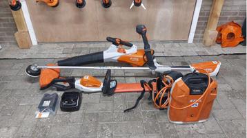 Set Stihl Accu machines BGA200 FSA130 HSA94T AR2000L beschikbaar voor biedingen