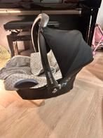 Maxi-Cosi CabrioFix, met hoes en slaapzak, Ophalen, Autogordel of Isofix, Gebruikt, Zijbescherming