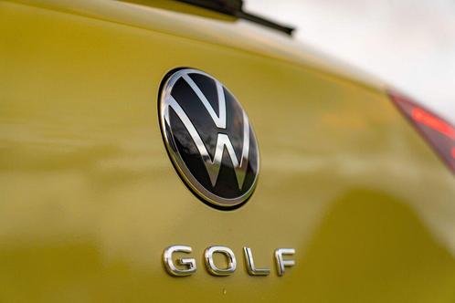 Golf  8 camera   inbouwen plus coderen orgineel, Auto diversen, Achteruitrijcamera's, Nieuw, Ophalen of Verzenden