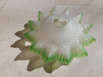 Vintage hanglamp Frankrijk groen glas beschikbaar voor biedingen
