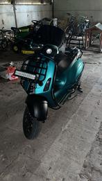 Vespa sprint 80cc, Fietsen en Brommers, Scooters | Vespa, Ophalen of Verzenden, Zo goed als nieuw, Overige modellen