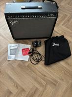 Fender 100 championversterker met fender hoes, Muziek en Instrumenten, Ophalen, Zo goed als nieuw, Fender