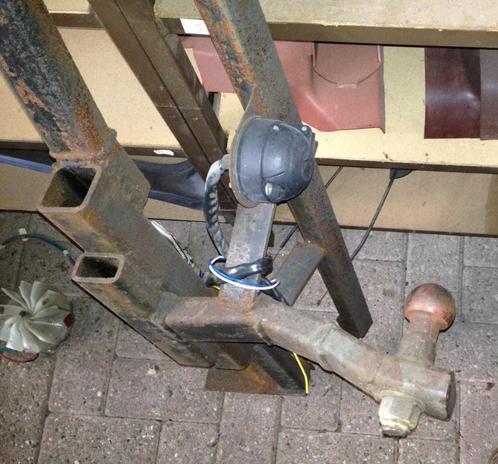 Trekhaak . Volvo 142 144 145 v aanhanger met kleine wielen., Auto-onderdelen, Trekhaken, Gebruikt, Ophalen