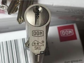 3 gelijksluitende DOM Plura SKG** cilinders splinternieuw! beschikbaar voor biedingen