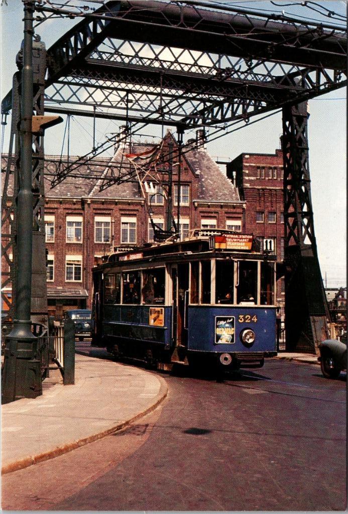 GVB motorwagen 324 - Amsterdam (1955) 2x, Verzamelen, Ansichtkaarten | Nederland, Ongelopen, Noord-Holland, 1940 tot 1960, Verzenden