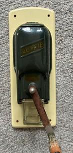 Antieke Wandkoffiemolen PeDe (Peter Dienes) uit de jaren '20, Ophalen of Verzenden