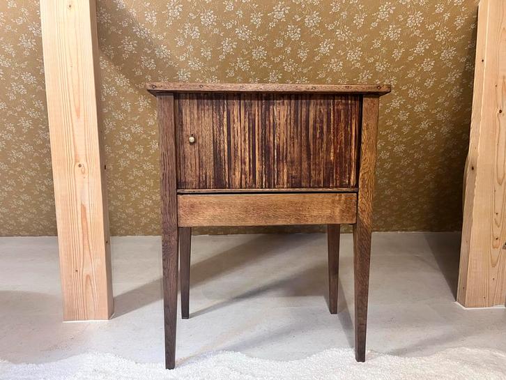 Antiek Radiokast/Nachtkastje/Bijzettafel/roldeur/sidetable, Antiek en Kunst, Antiek | Meubels | Kasten, Ophalen