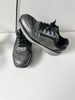 Joya sneakers maat 37.5 dinker grijs leer, Kleding | Dames, Schoenen, Ophalen, Zo goed als nieuw, Grijs, Sneakers of Gympen