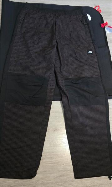 THE NORTH FACE BROEK MAAT L NIEUW beschikbaar voor biedingen