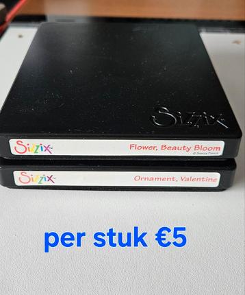 Sizzix/Tim Holtz snijmallen  beschikbaar voor biedingen