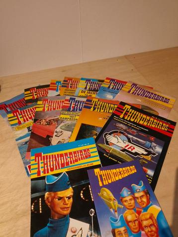 Thunderbirds tijdschriften 1982 beschikbaar voor biedingen