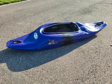Leuke kano voor kinderen, in goede staat! beschikbaar voor biedingen