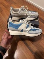 New Balance 327 - Maat 44 - Zo goed als nieuw, Wit, Ophalen of Verzenden, Sneakers of Gympen, Zo goed als nieuw