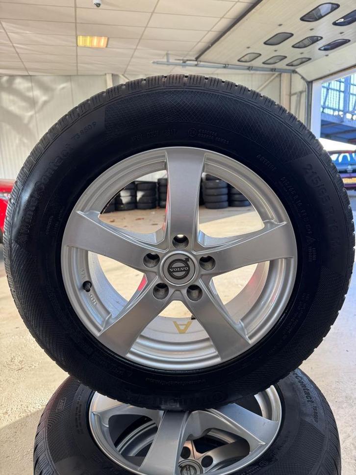 Winterbanden Volvo | 215/65 R 16 | > 6mm, Auto-onderdelen, Banden en Velgen, Band(en), Winterbanden, 16 inch, 215 mm, Personenwagen