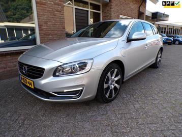 Volvo V60 2.4 D6 AWD Plug-In Hybrid Summum Automaat / Leder  beschikbaar voor biedingen