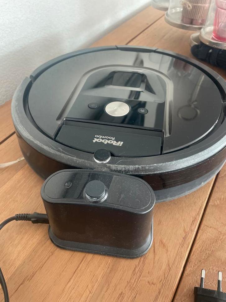 iRobot Roomba 989 Robotstofzuiger, Witgoed en Apparatuur, Stofzuigers, Gebruikt, Robotstofzuiger, Minder dan 1200 watt, Reservoir