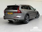 Volvo V60 Cross Country 2.0 T5 AWD Pro POLESTAR H&K LED 360, Automaat, Vierwielaandrijving, Zilver of Grijs, 750 kg