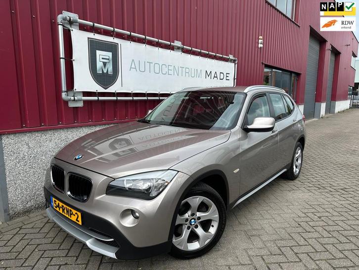 BMW X1 SDrive18i Executive // Navi // Cruise control // PDC, Auto's, BMW, Bedrijf, Te koop, X1, ABS, Airbags, Airconditioning