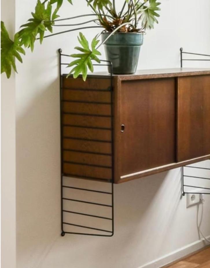 String Nisse kast, Huis en Inrichting, Kasten | Wandmeubels, Gebruikt, Minder dan 100 cm, Minder dan 150 cm, 25 tot 50 cm, Overige houtsoorten