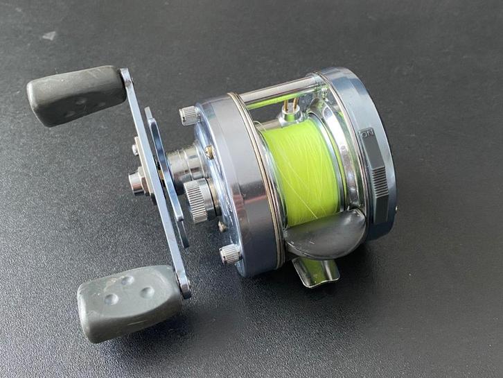 ABU Ambassadeur Record No. 41, Watersport en Boten, Hengelsport | Roofvissen, Zo goed als nieuw, Overige typen, Ophalen of Verzenden