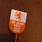 Speldje Nederland 20 Vrij, Verzamelen, Speldjes, Pins en Buttons, Ophalen of Verzenden, Zo goed als nieuw, Overige onderwerpen