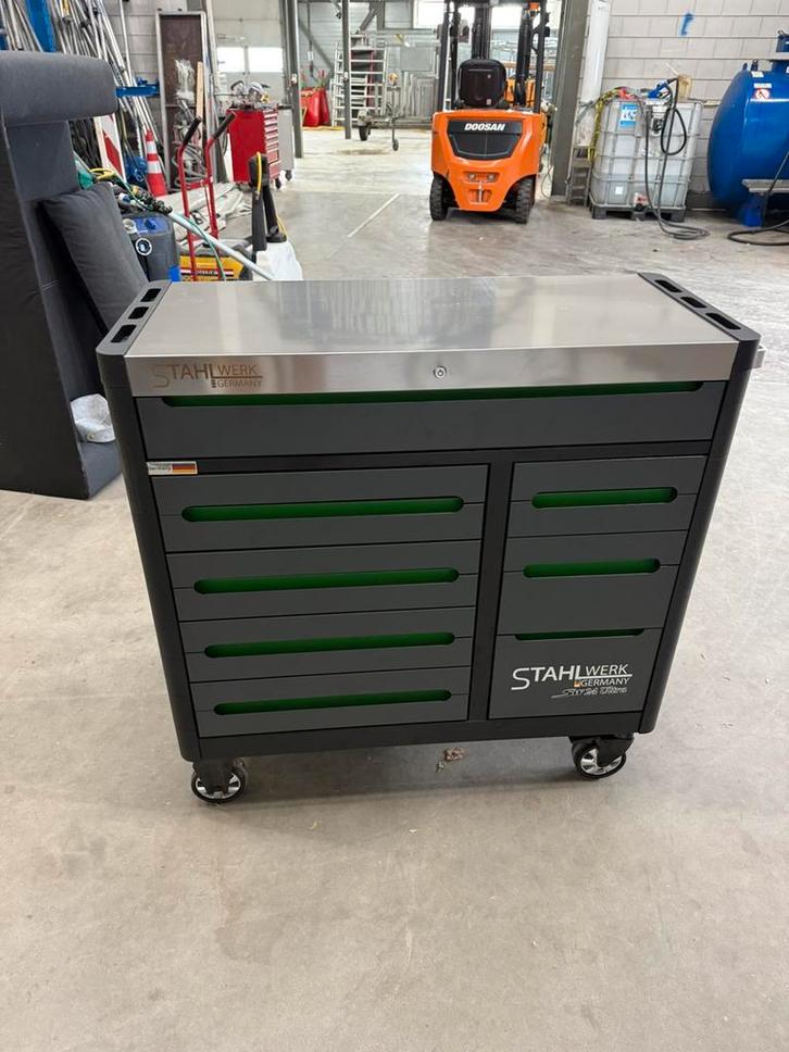 NIEUW Gereedschapskar Stalhwerk Germany SW24 Ultra, Doe-het-zelf en Verbouw, Gereedschapskisten, Nieuw, Gevuld, Ophalen